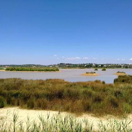 Pool View Apartment By Stay-Ici, Algarve Holiday Rental *